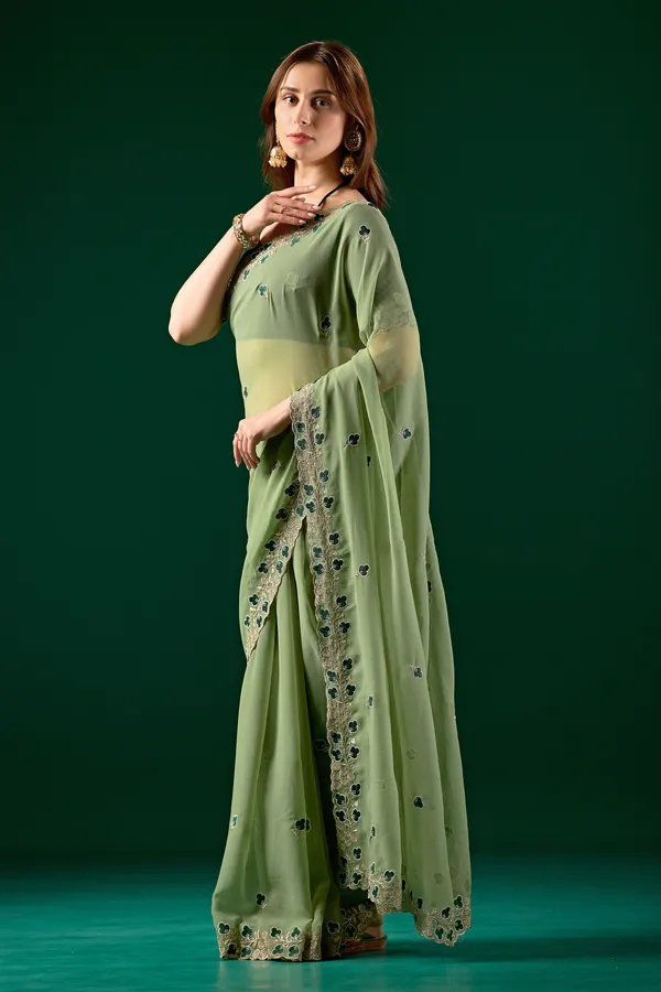 Green_Embroidered_Saree_for_Women
