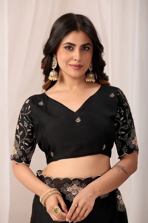 Black_Embroidered_Saree_For_Women