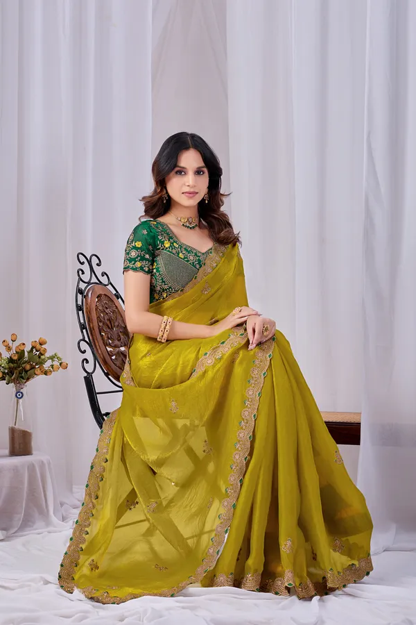 Yellow_Embroidered_Saree_for_Women