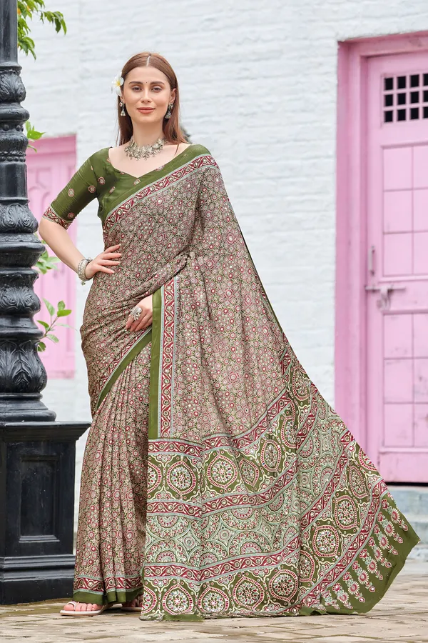 Green_Printed_Saree_For_Women