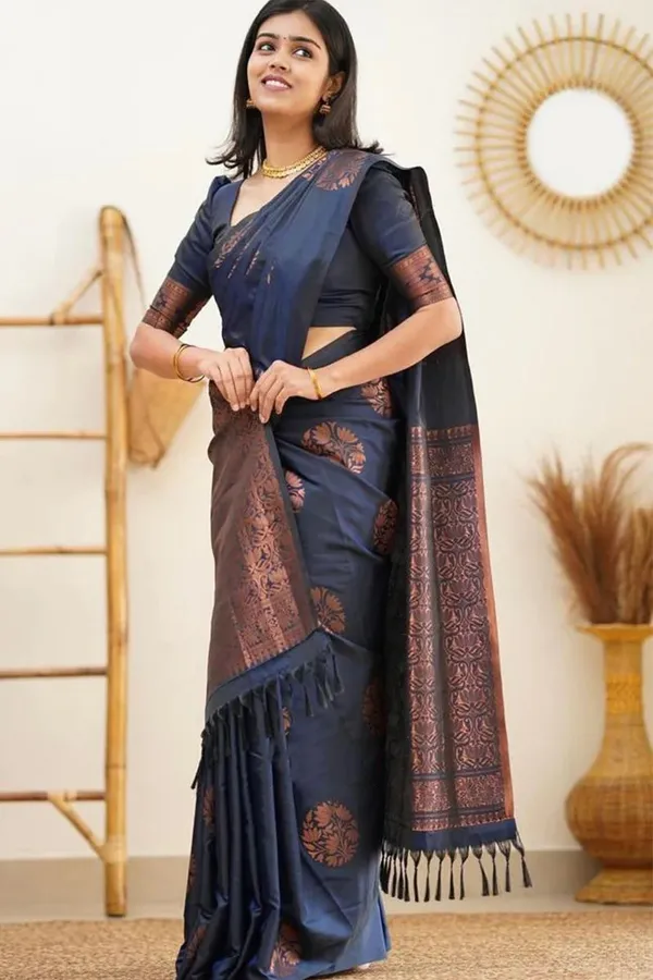 Navy_Blue_Jacquard_Premium_Saree_For_Women