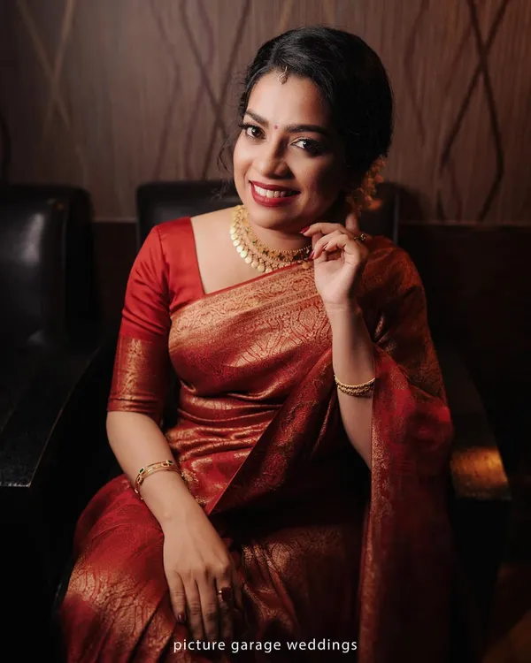 Red_Jacquard_Premium_Saree_For_Women
