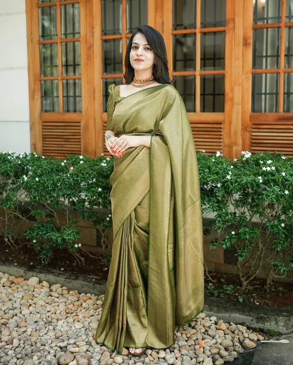 Olive_Green_Jacquard_Premium_Saree_For_Women