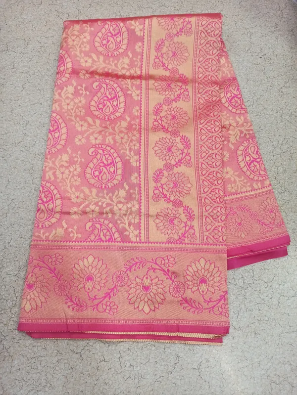 Pink_Jacquard_Premium_Saree_For_Women