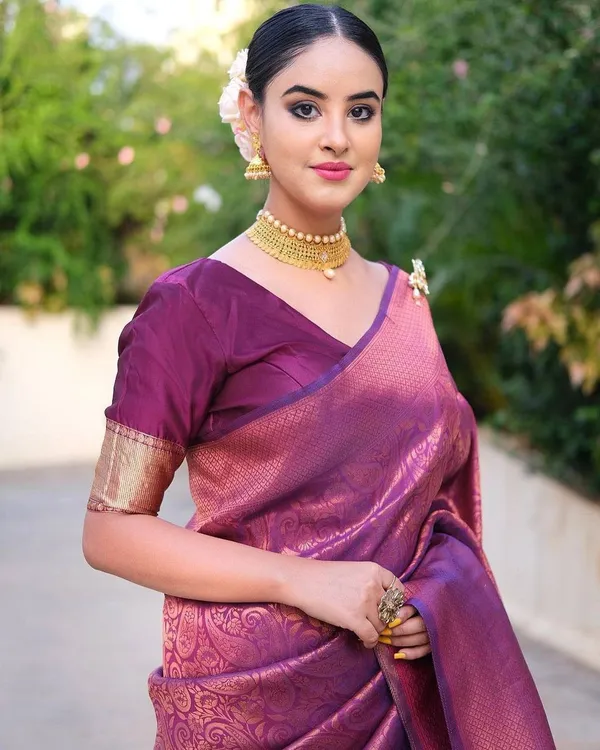Purple_Jacquard_Premium_Saree_For_Women