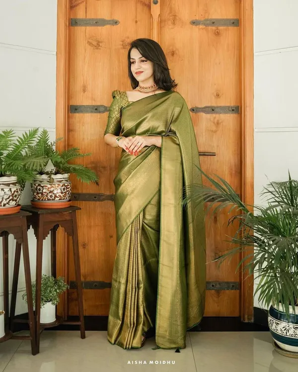 Olive_Green_Jacquard_Premium_Saree_For_Women