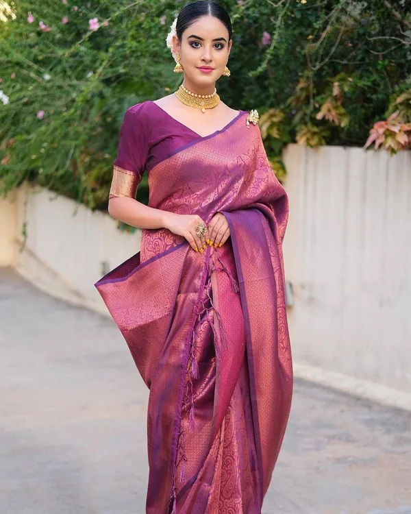 Purple_Jacquard_Premium_Saree_For_Women