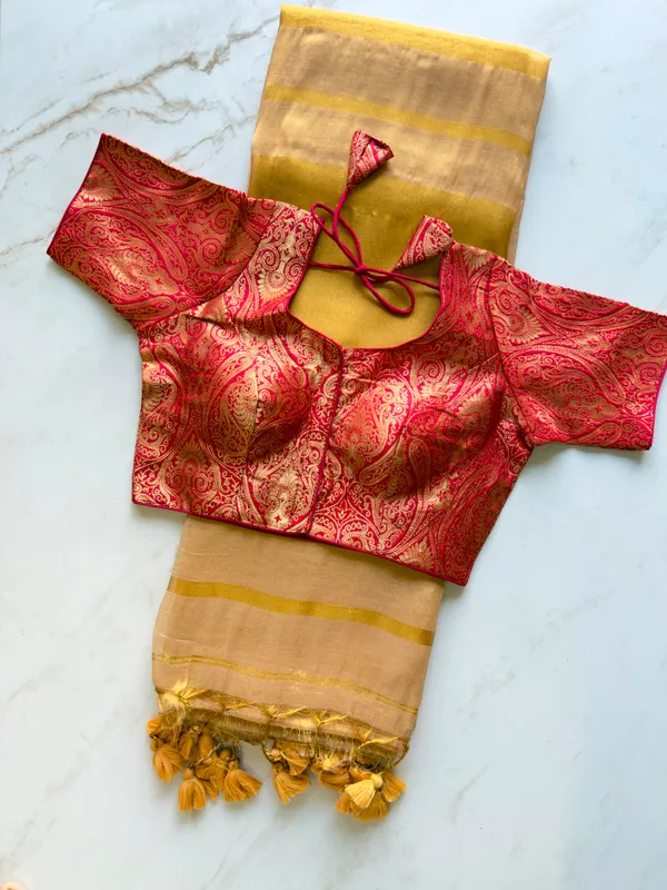 Gold_Jacquard_Premium_Saree_For_Women