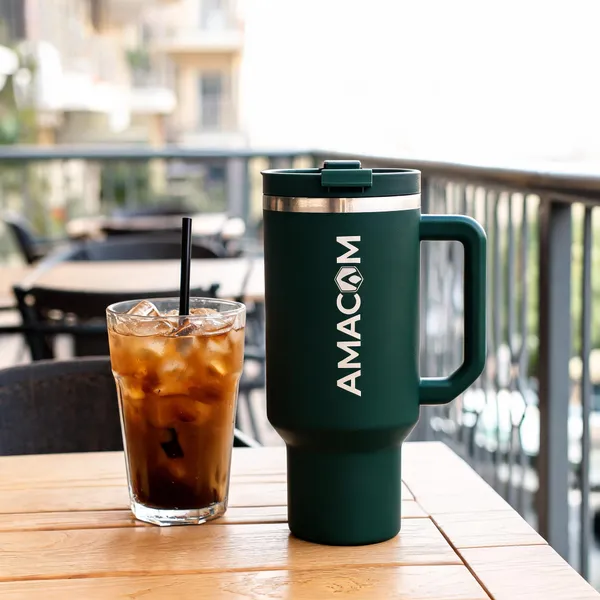 Insulated_Stainless_Steel_Tumbler_With_Lid_And_Straw