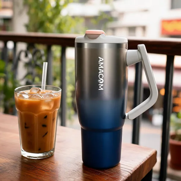 Insulated_Stainless_Steel_Tumbler_With_Lid_And_Straw