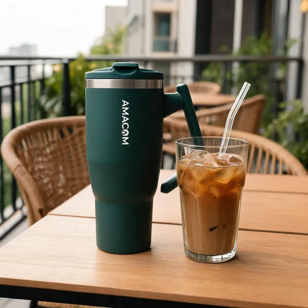 Insulated_Stainless_Steel_Tumbler_With_Lid_And_Straw