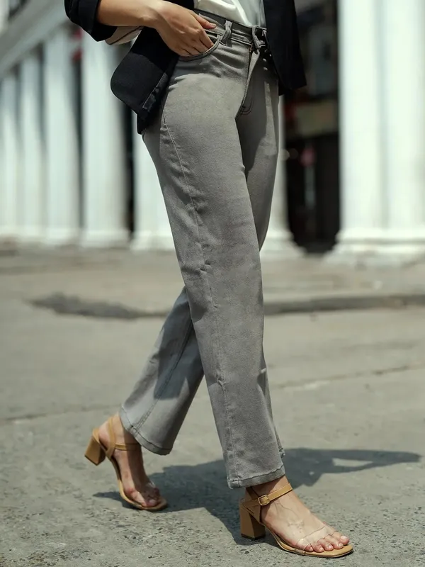Lizza_clothing_co-jeans-Grey