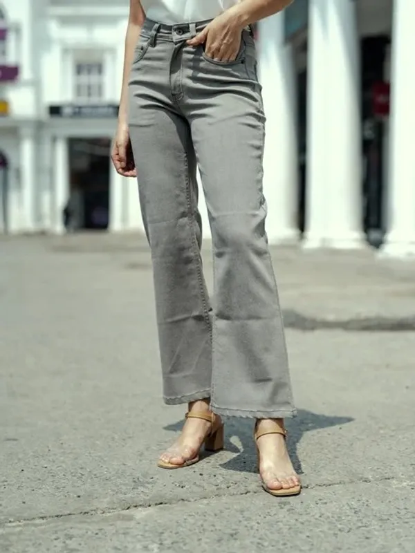 Lizza_clothing_co-jeans-Grey