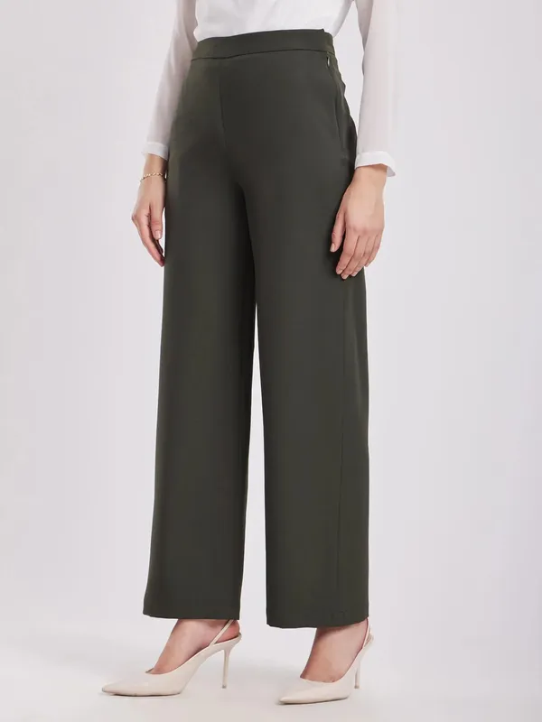Lizza_clothing_co-jeans-Olive