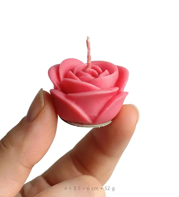 Rose_Shaped_Candle_5.5x7x8_Cm