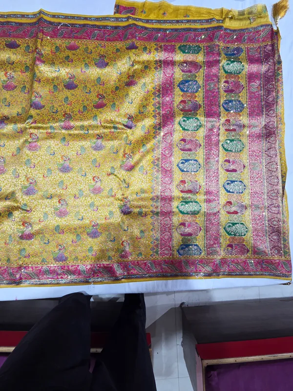 Yellow_Kanjivaram_Silk_Saree_For_Women
