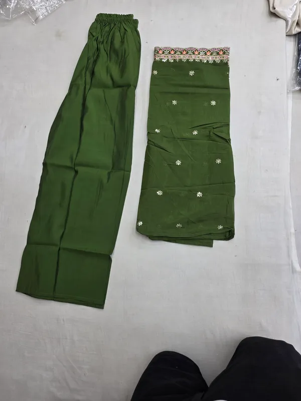 Green_Cotton_Silk_Straight_Kurta_Set_For_Women