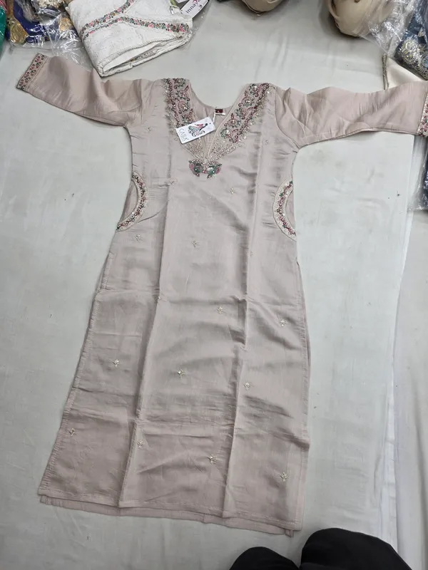 Grey_Cotton_Silk_Three_Piece_Suit_Set_For_Women
