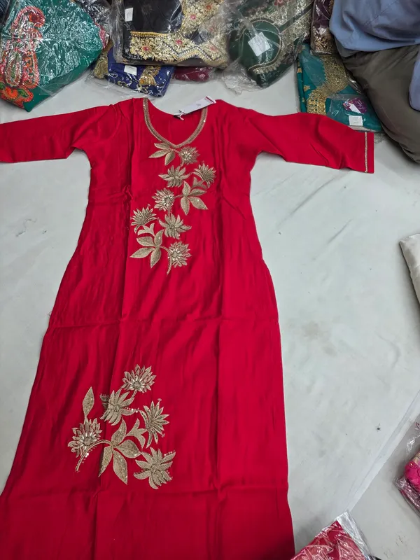 Red_Cotton_Silk_Kurta_Set_For_Women
