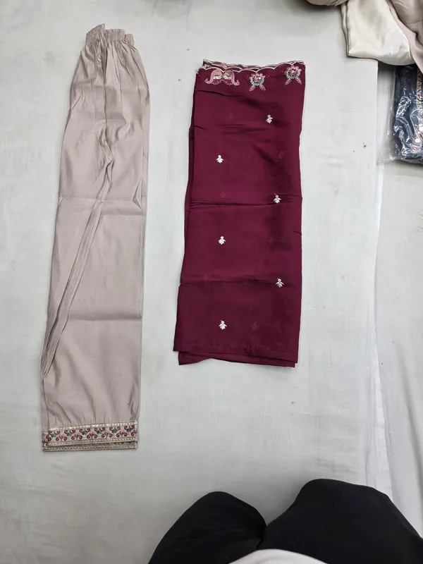 Grey_Cotton_Silk_Three_Piece_Suit_Set_For_Women