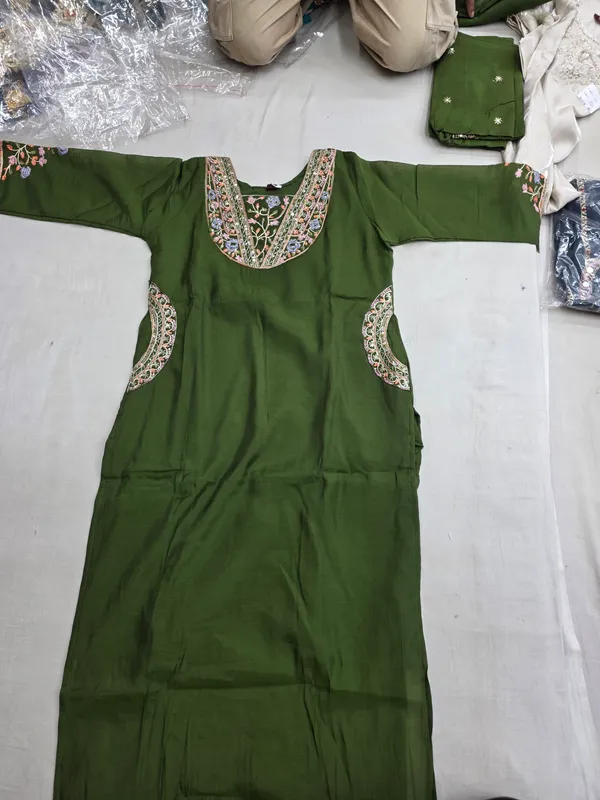 Green_Cotton_Silk_Straight_Kurta_Set_For_Women