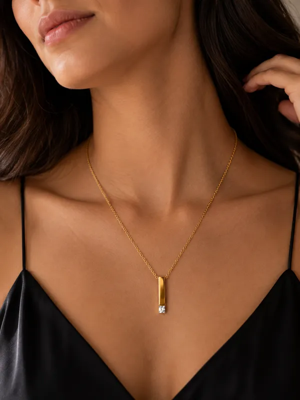 Gold_Stainless_Steel_Geometric_Pendant_Necklace_For_Women