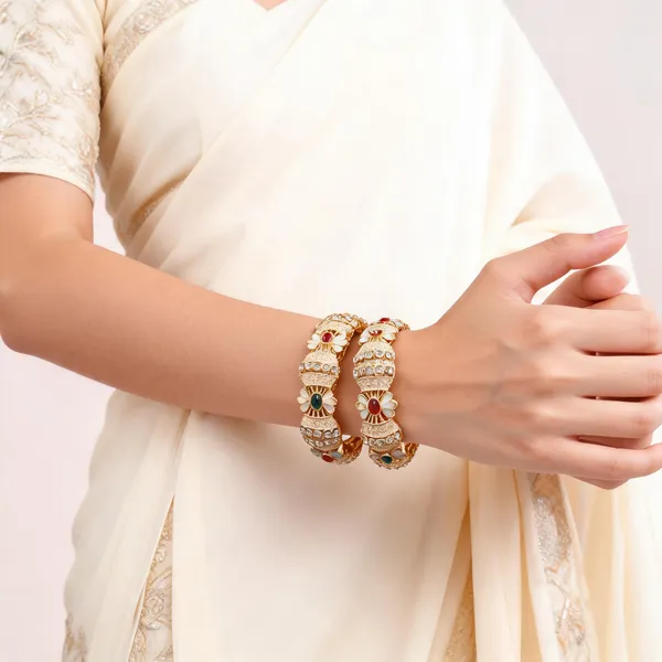 Gold_Alloy_Floral_Kundan_Traditional_Bangle_For_Women