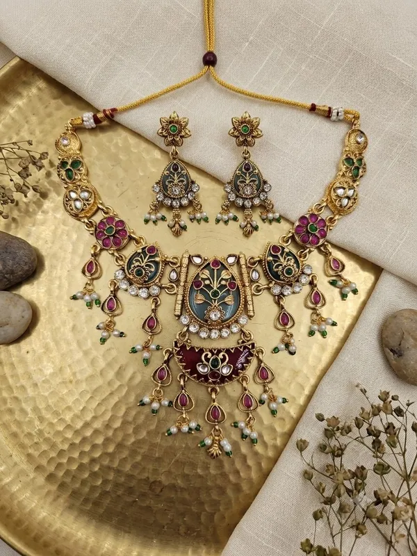 Gold_Alloy_Multicolor_Beaded_Traditional_Necklace_Set_For_Women