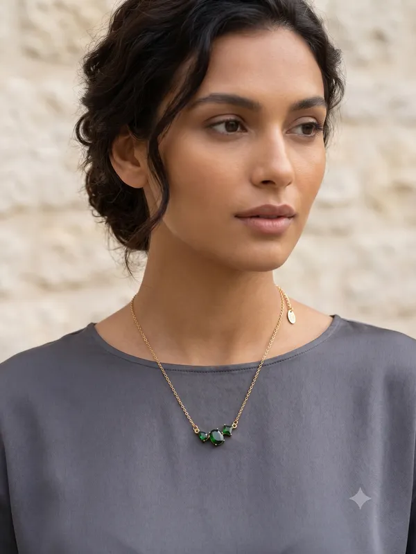 Gold_Stainless_Steel_Green_Stone_Pendant_Necklace_For_Women
