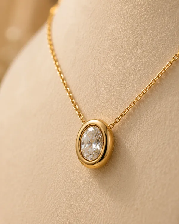 Gold_Brass_Oval_Pendant_Necklace_For_Women