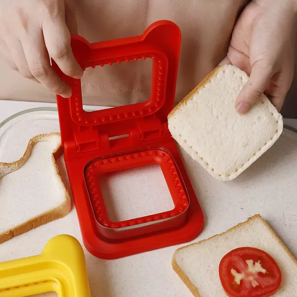 Sandwich_Cutter_And_Sealer_Red