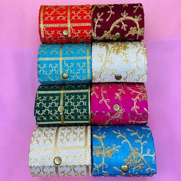 Pack_Of_11_-_Embroidered_Bangle_Organizer_Box