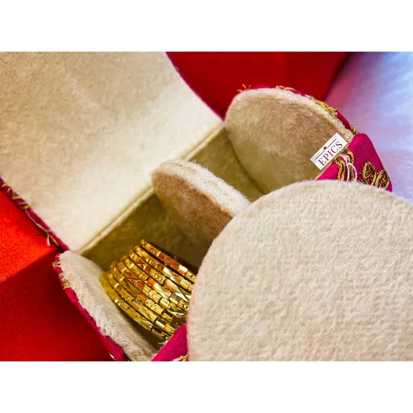 Pack_Of_11_-_Embroidered_Bangle_Organizer_Box