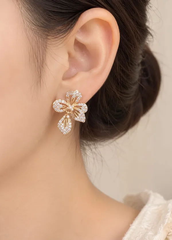 Floral_Charm_Drop_Earrings