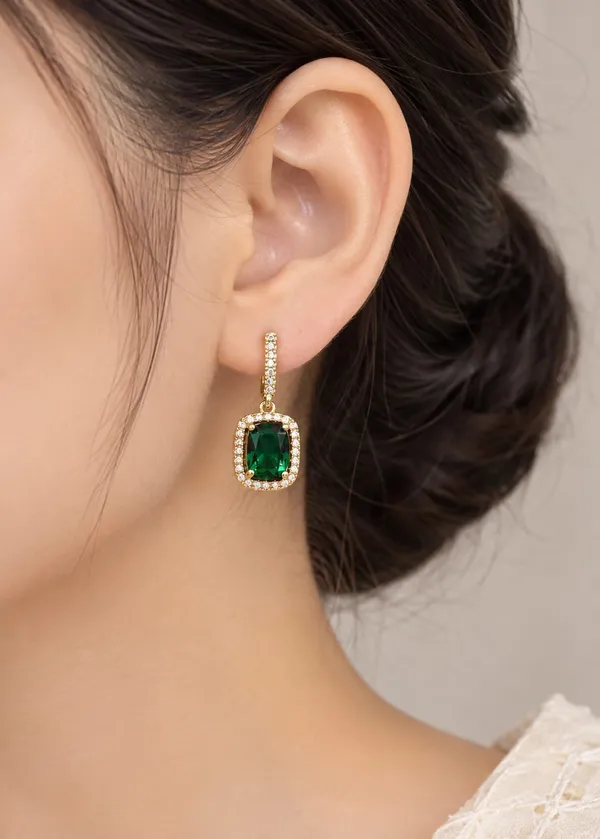 Gemstone_earrings_Green
