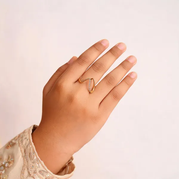 Gold_Tone_Crystal_Accent_Geometric_Ring_For_Women