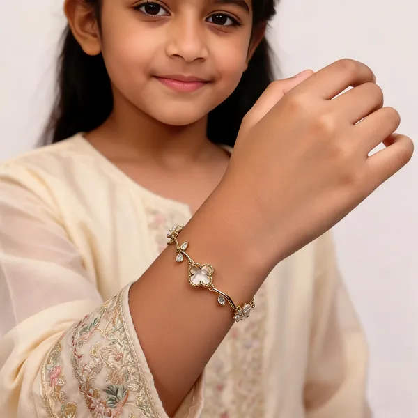 Gold_Tone_Floral_Bracelet_For_Women