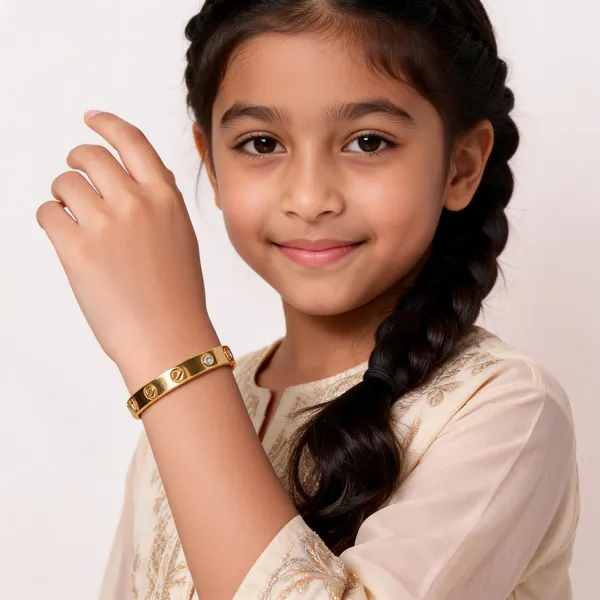 Gold_Tone_Screw_Motif_Bangle_Bracelet