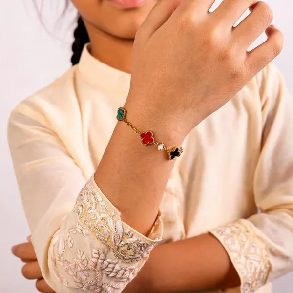 Gold_Tone_Multicolour_Clover_Charm_Bracelet_For_Women