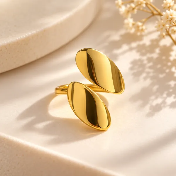 Elegant_Gold_Oval_Statement_Anti-Tarnish_Ring_for_Women