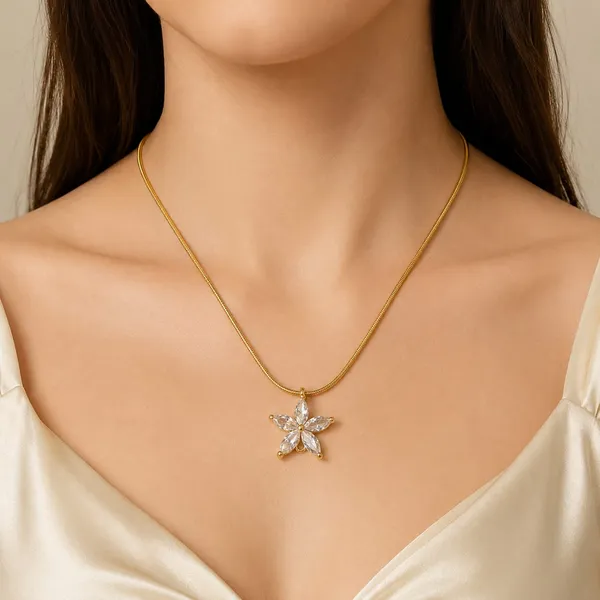 Gold_Tone_Floral_Pendant_Necklace_For_Women