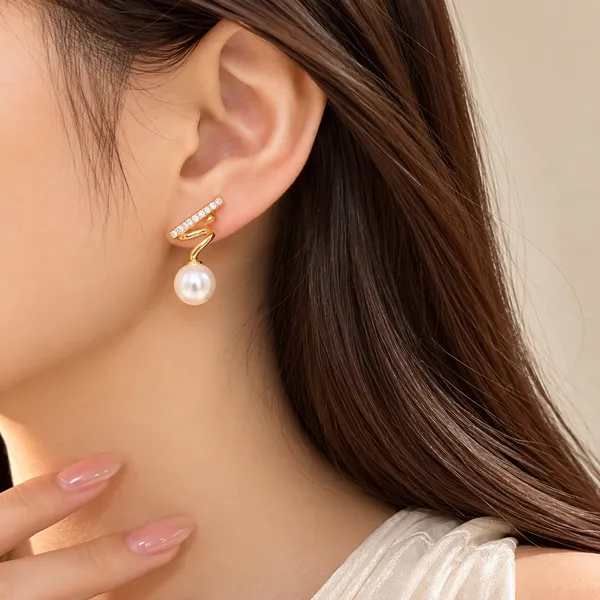 Twisted_Diamond_Pearl_Earrings