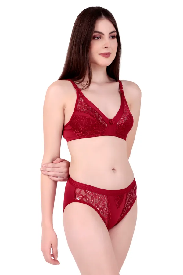 Red_Nylon_Non-Wired_Non-Padded_Lingerie_Set_For_Women