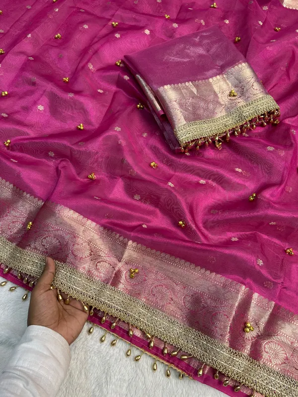 Tissue_booty_with_ghunghroo