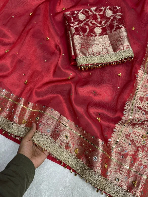 Tissue_ghunghroo_with_mirror_work