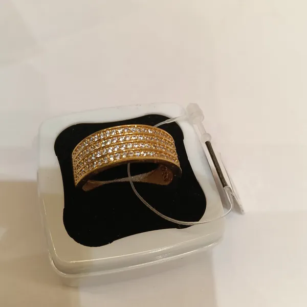 Gold-Tone_Crystal_Studded_Bangle_for_Women