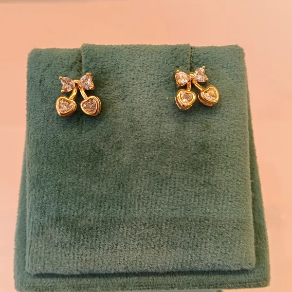 Gold-Tone_Floral_Heart_Drop_Earrings_for_Women