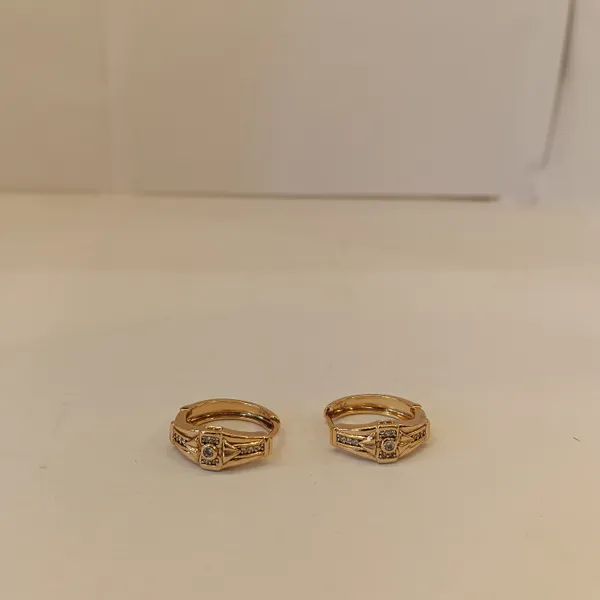 Gold_Textured_Hoop_Earrings_for_Women