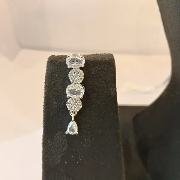 Silver_Tone_Crystal_Necklace_And_Earring_Set_for_Women