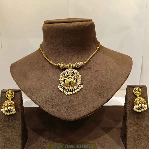 Gold_Tone_Temple_Jewellery_Necklace_Set_for_Women